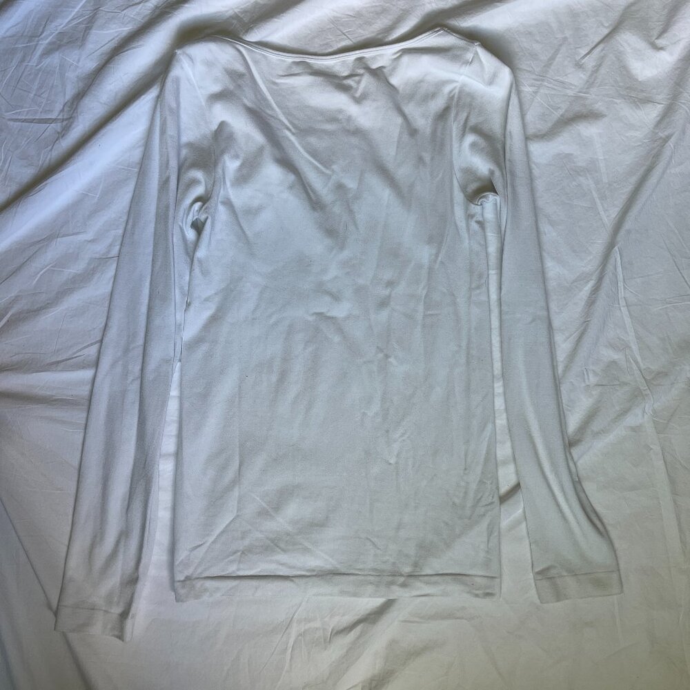 Elietian long sleeve white scoop neck t-shirt, size OS fits most